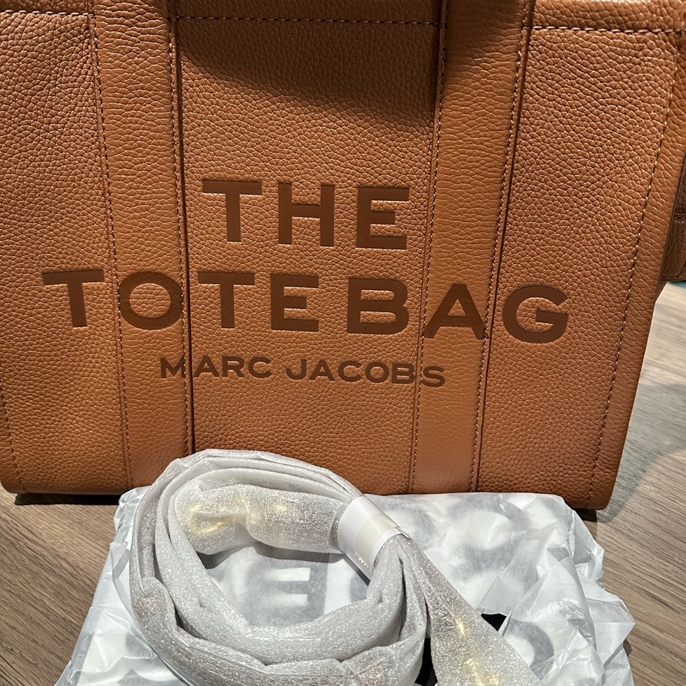 Marc Jacobs Medium Tote Bag